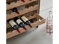 Estantería para botellas de vino natural