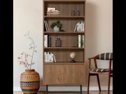 Librería industrial negra y de madera HAYE