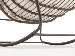 Mecedora de ratán - Estructura de acero con cojín suave - Para uso en interiores y exteriores
