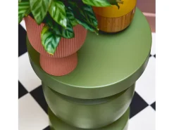 Mesa auxiliar de metal kaki oscuro