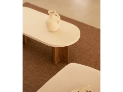 Mesa de centro ovalada de microcemento Decowood color blanco roto y patas de madera en color roble oscuro de 120x40cm - TOKYO - DECOWOOD