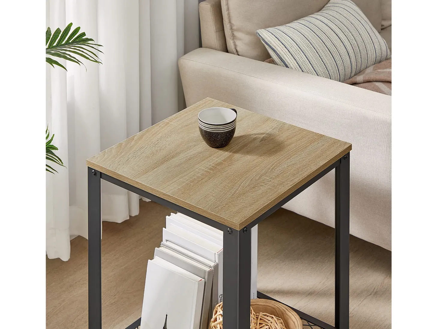 Mesa de centro/mesita de noche Valora – Roble Sonoma con marco negro