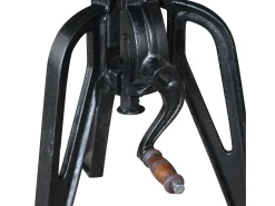 Mesita auxiliar madera reciclada y hierro fundido 60x(42-63) cm