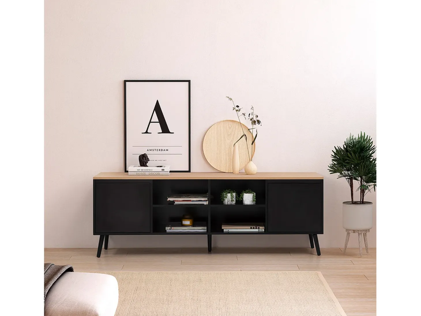 Mueble Tv Desi 2 puertas color Negro