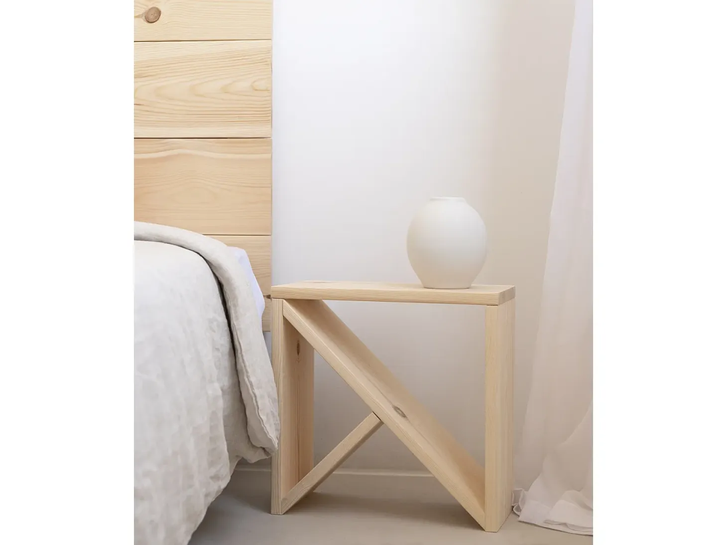Pack 2 mesitas de madera maciza en tono natural de 40x40cm - STOKE - DECOWOOD