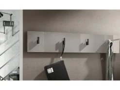 Panel de pared Linea V2 en gris arena de alto brillo