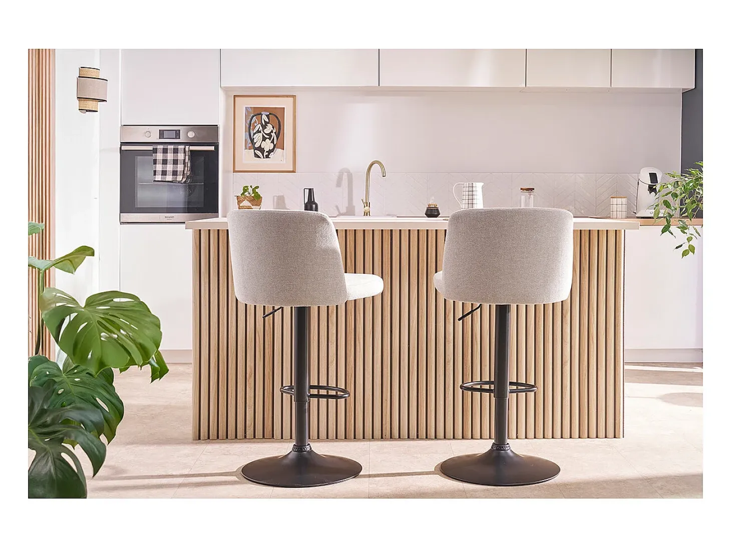 Set de 2 taburetes de cocina regulables de tejido efecto aterciopelado beige y metal negro MONTI