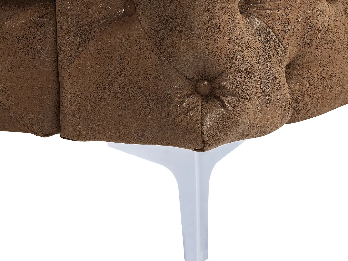 Sillón chesterfield de microfibra con acabado de piel envejecida capitoné EDWINA