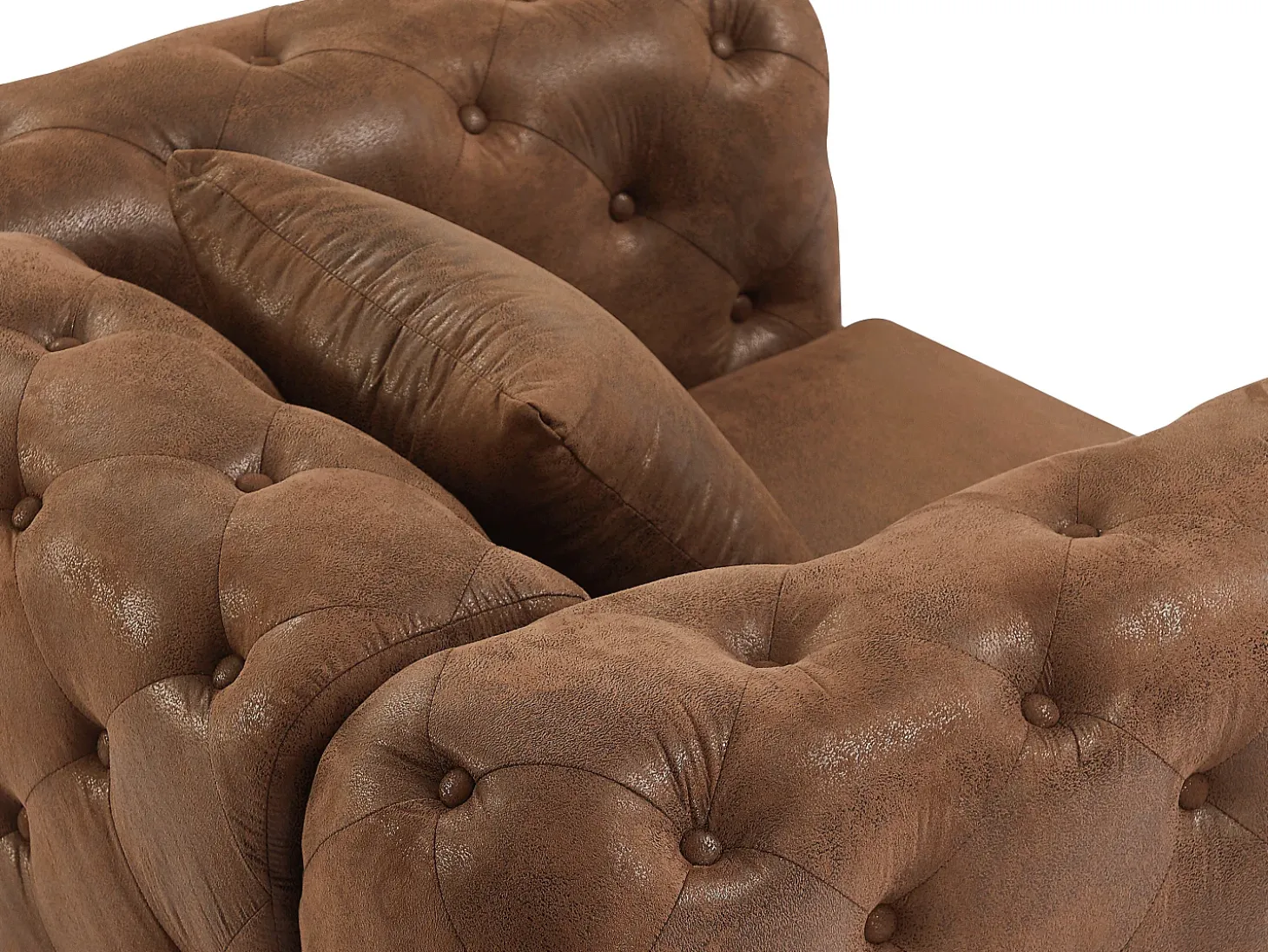 Sillón chesterfield de microfibra con acabado de piel envejecida capitoné EDWINA