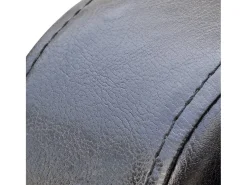 Sillón de cuero sintético negro