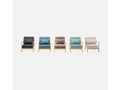 Sillón de diseño de madera y tela azul