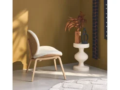 Sillón de madera curvada y borreguito roble