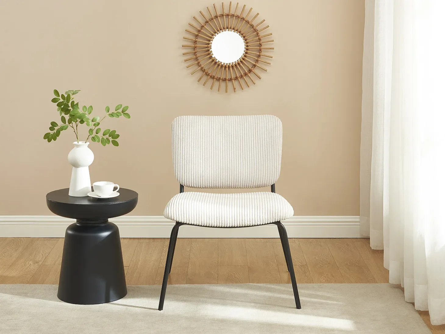 Sillón de pana beige LOVUNIA de Maison Céphy