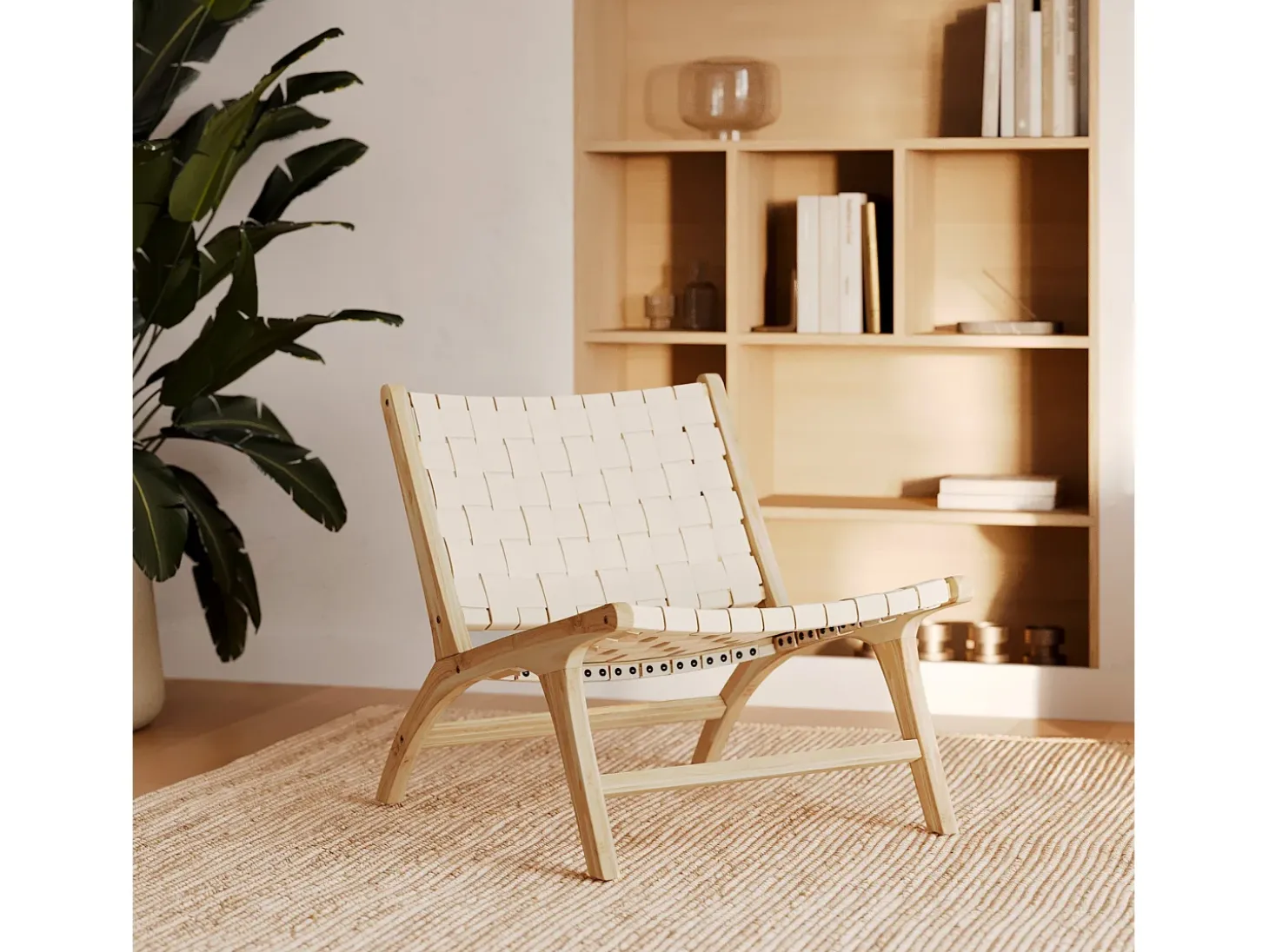 Sillón de teca y cuero trenzado blanco - Kuna