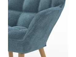 Sillón de tela azul con patas de madera - Simba