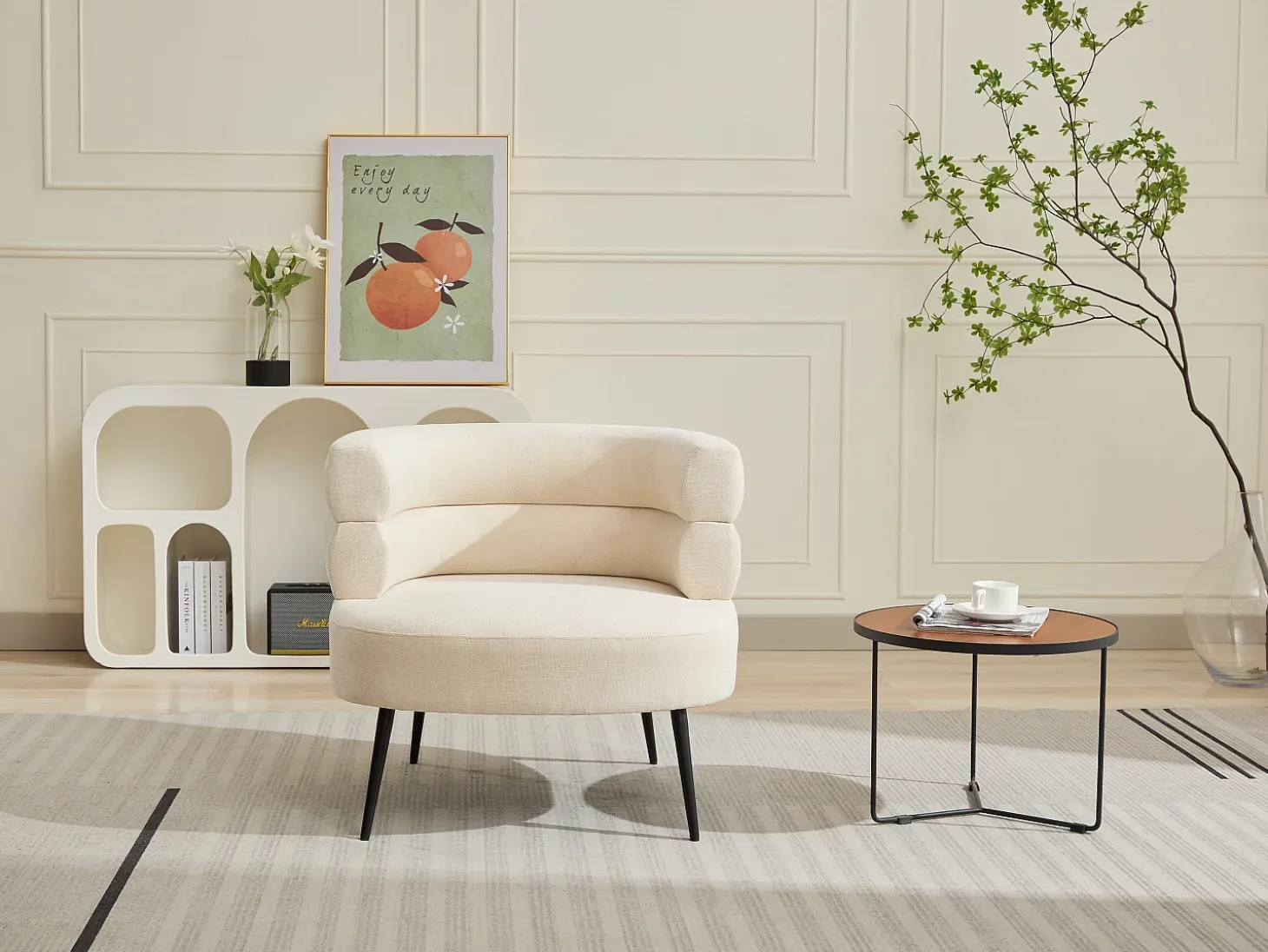 Sillón de tela beige con estructura de metal estilo diseño CAMEDO