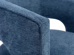 Sillón de tela texturizada color azul FONTANOVA