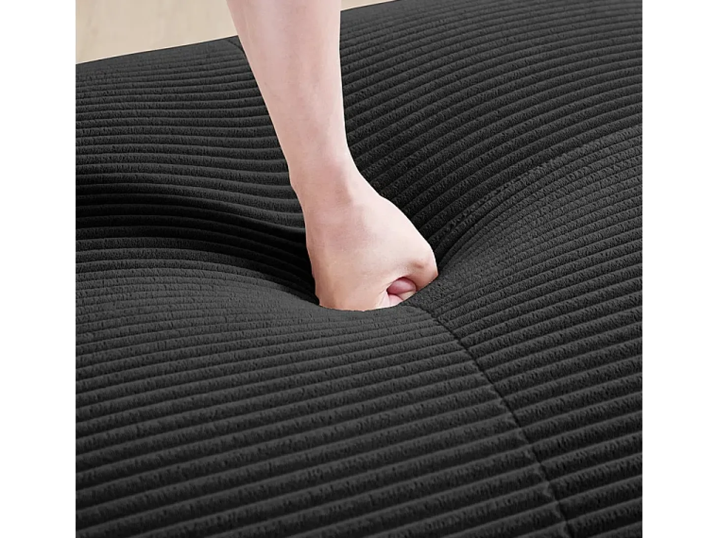 Sofá angular 3 plazas modular - de Pana - con 3 cojines y otomana - 298x178x75cm - Negro