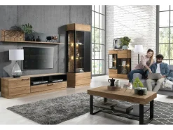 Vitrina en madera de roble miel y acero negro Mazora 95 cm