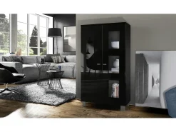 Vladon Vitrina Denjo, Cristalera con 2 Puertas y 3 Estantes de cristal, Negro mate/Negro de alto brillo (71 x 129 x 35 cm)