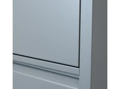 Zapatero Pisa de 4 puertas en gris metalizado. Se entrega montado.
